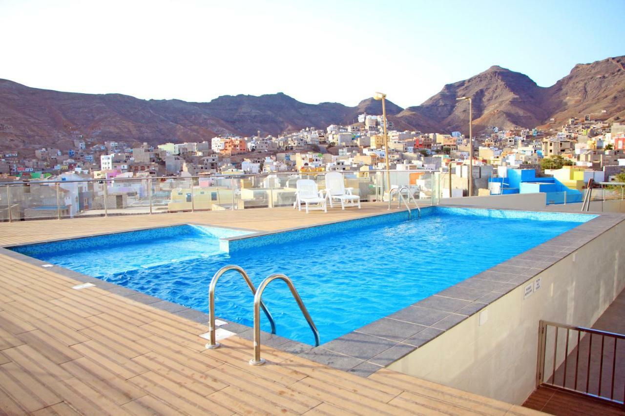 Apartment With Pool In ミンデロ エクステリア 写真